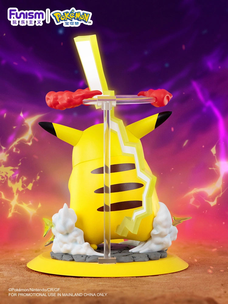 FUNISM Gigantamax Figurine - Playism Twinkmont Gigantamax Pikachu&Gengar - OtakuPop